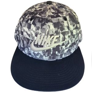 Nike Snapback Cap